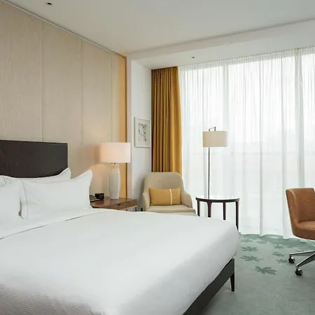 Hilton Hotel 5*