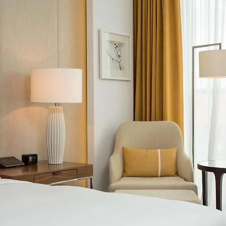 Hilton Hotel 5*